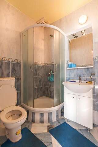 Апартаменты Apartments Vučinović Тиват Номер-студио с балконом и видом на море-34